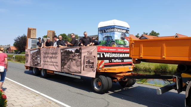 ../fotos/250-jahr-feier_ostrhauderfehn_2019/2019-06-23 13.40.55.jpg